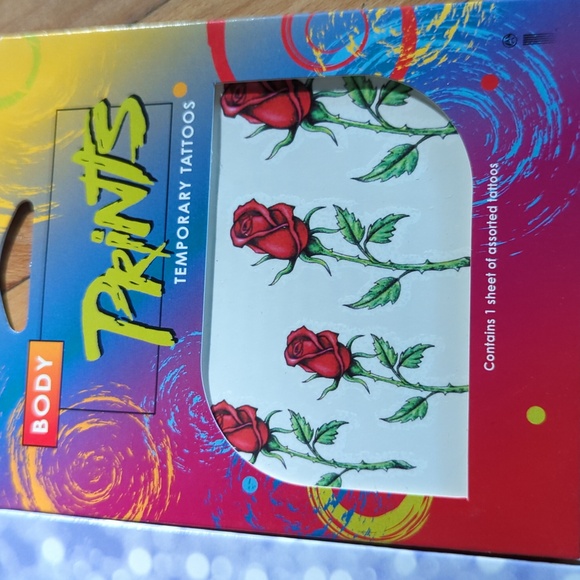 🆕 Set of 3 temporary tattoos butterfly, roses, florals - Picture 4 of 5